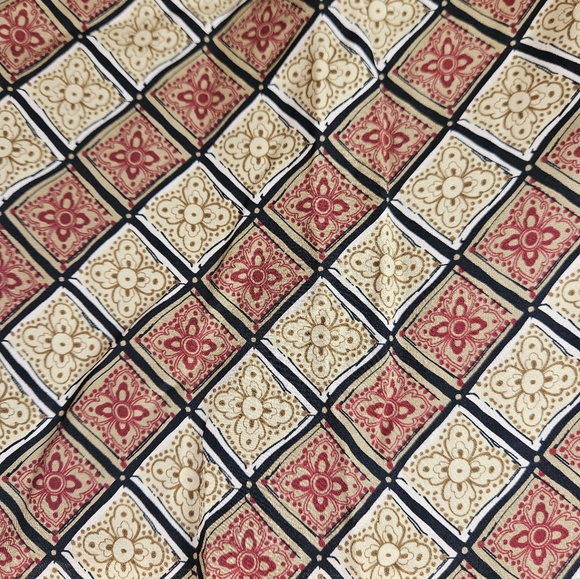 NWOT Casual Corner red tan gold print silk blouse top Womens 12 - Picture 5 of 8